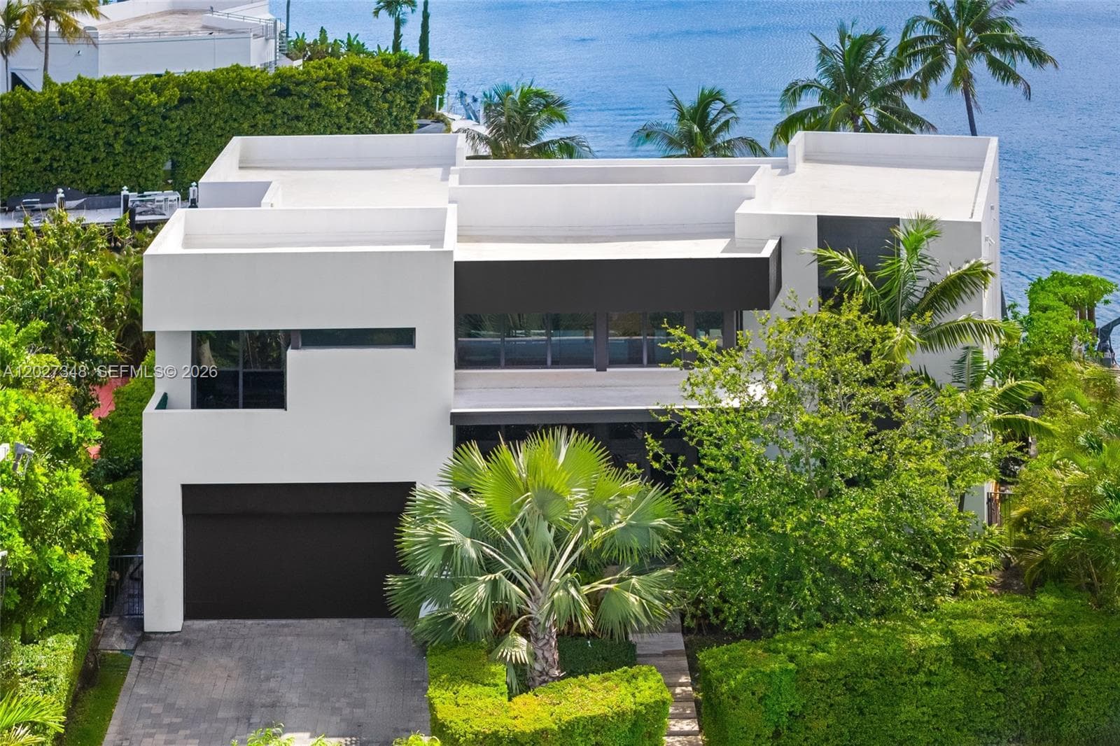 16470 NE 30th Ave, North Miami Beach FL 33160 — 5