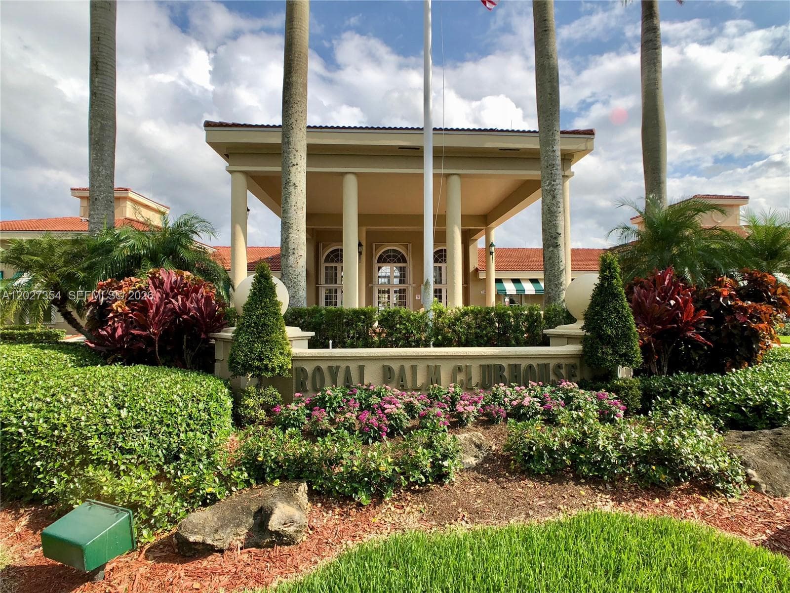 2835 Fairways Dr, Homestead FL 33035 — 62