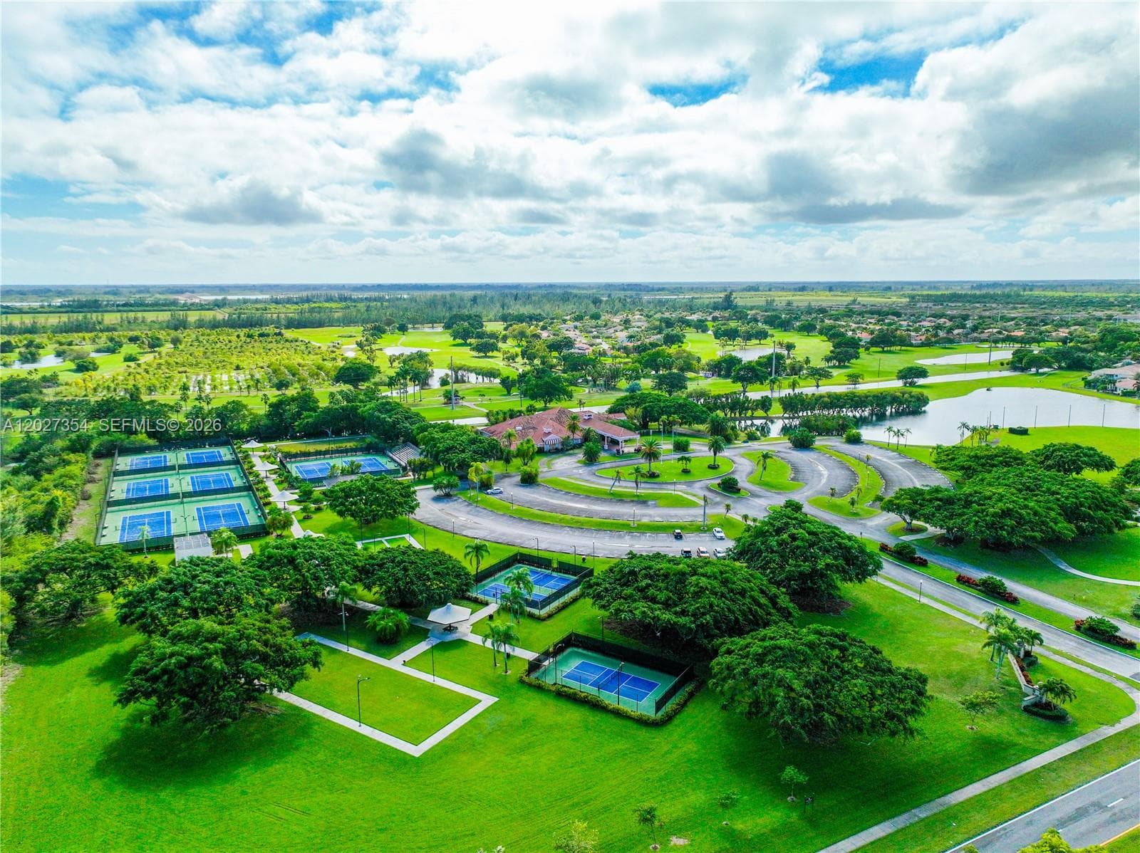2835 Fairways Dr, Homestead FL 33035 — 73
