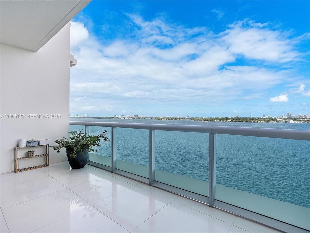 7935 East Drive Unit 1202, North Bay Village FL 33141 — 6