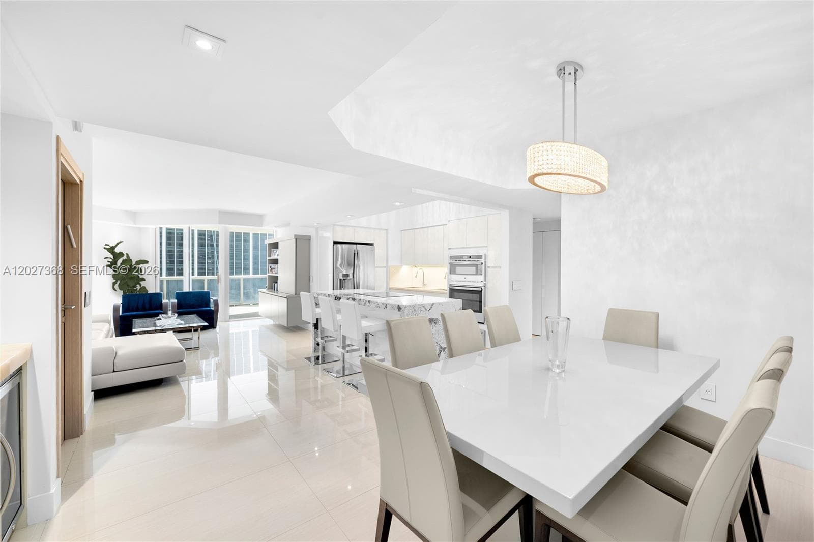 4779 Collins Ave # 908, Miami Beach FL 33140 — 6