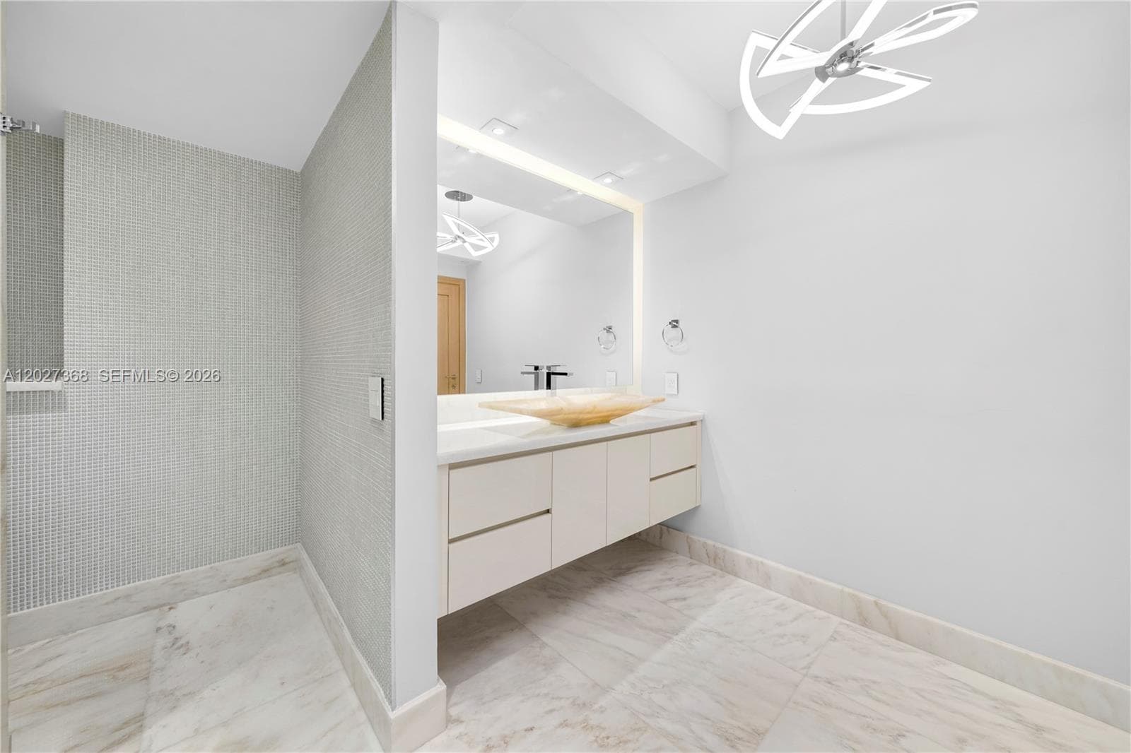 4779 Collins Ave # 908, Miami Beach FL 33140 — 13