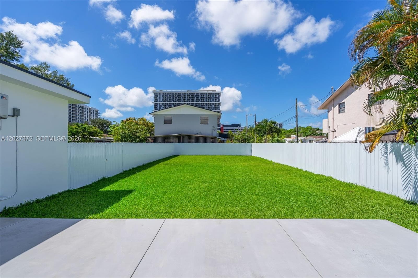 2814 SW 26th St # 2810, Miami FL 33133 — 14