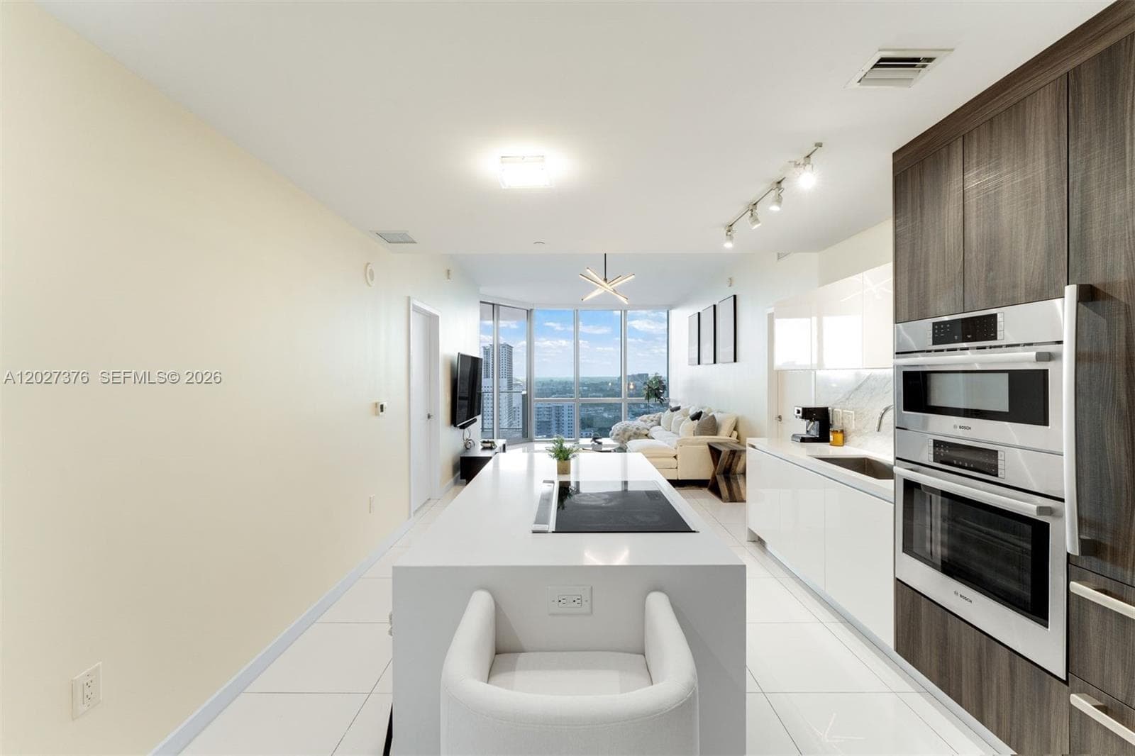 851 NE 1st Ave # 2308, Miami FL 33132 — 3
