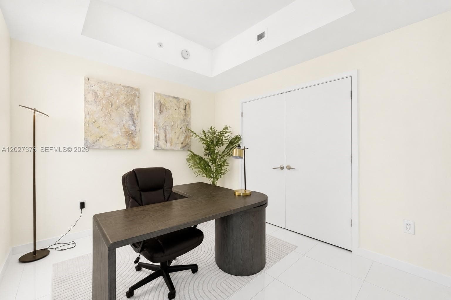 851 NE 1st Ave # 2308, Miami FL 33132 — 14