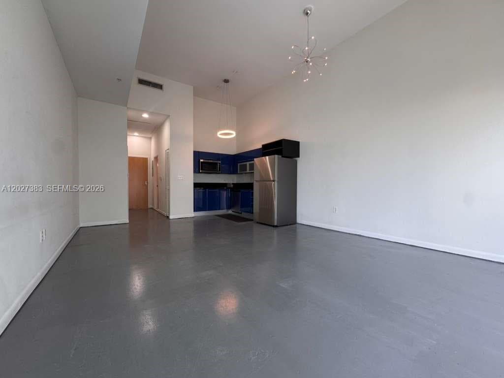 253 NE 2nd St # 324, Miami FL 33132 — 2