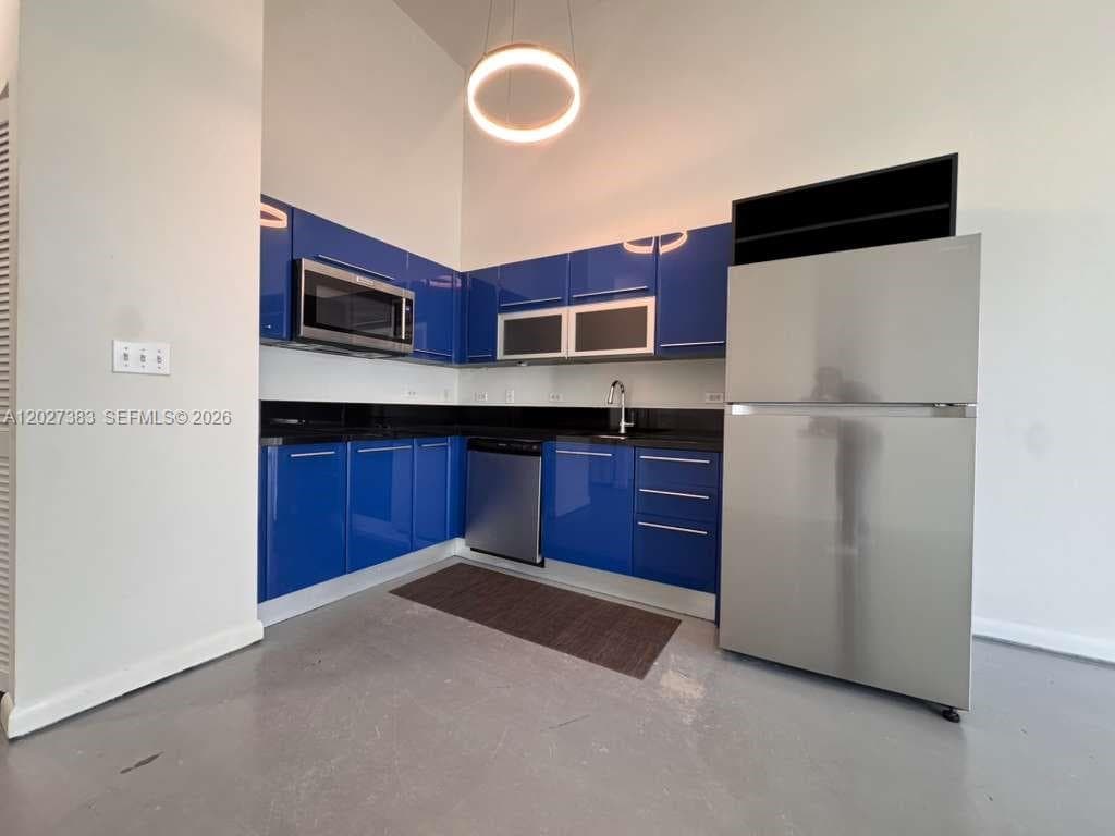 253 NE 2nd St # 324, Miami FL 33132 — 3