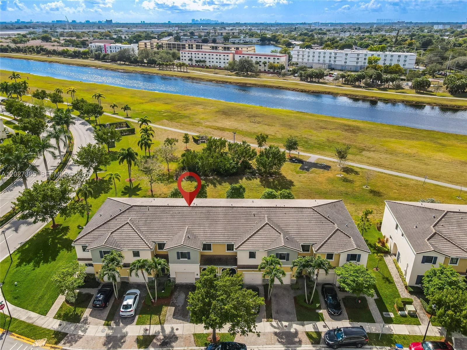 311 NE 194th Ln # 311, Miami FL 33179 — 3