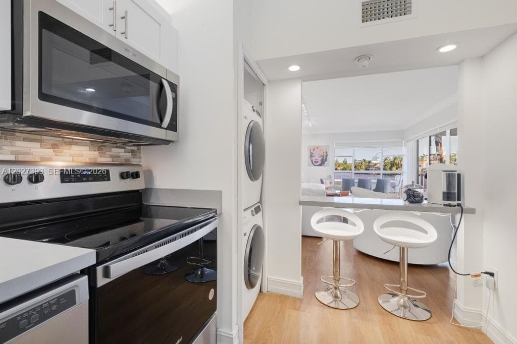 20505 E Country Club Dr # 143, Aventura FL 33180 — 11