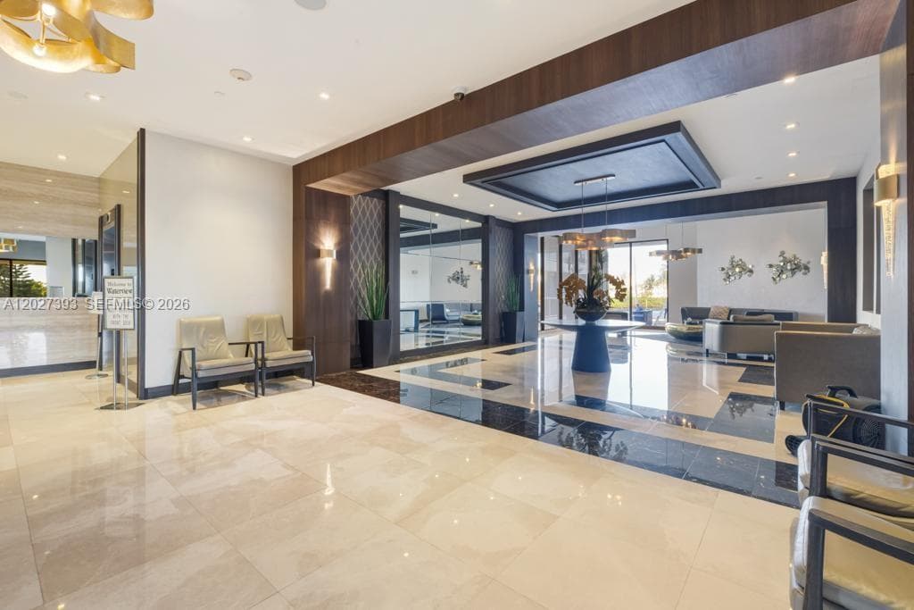 20505 E Country Club Dr # 143, Aventura FL 33180 — 4
