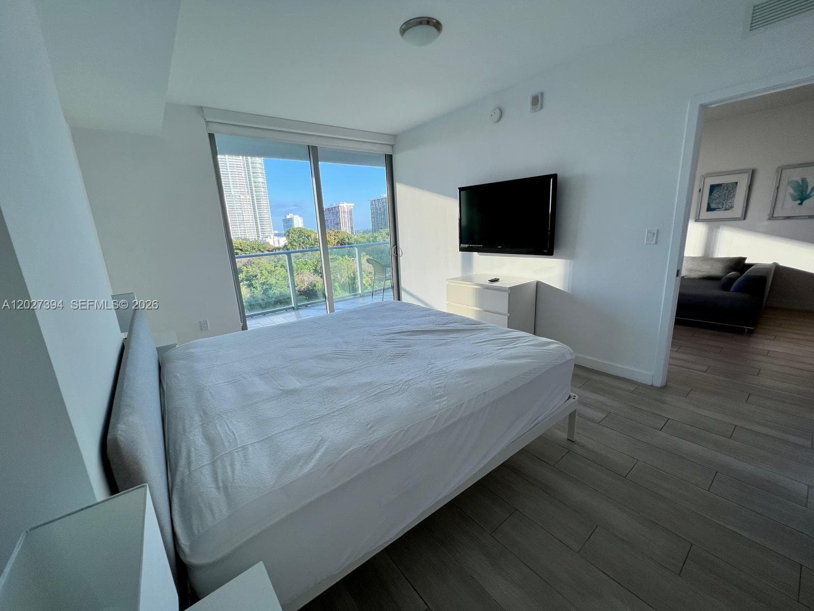 1600 SW 1 Ave # 705, Miami FL 33129 — 23