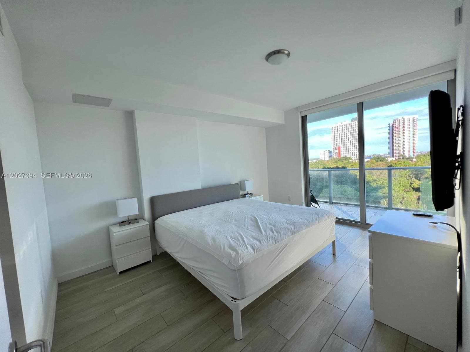 1600 SW 1 Ave # 705, Miami FL 33129 — 22