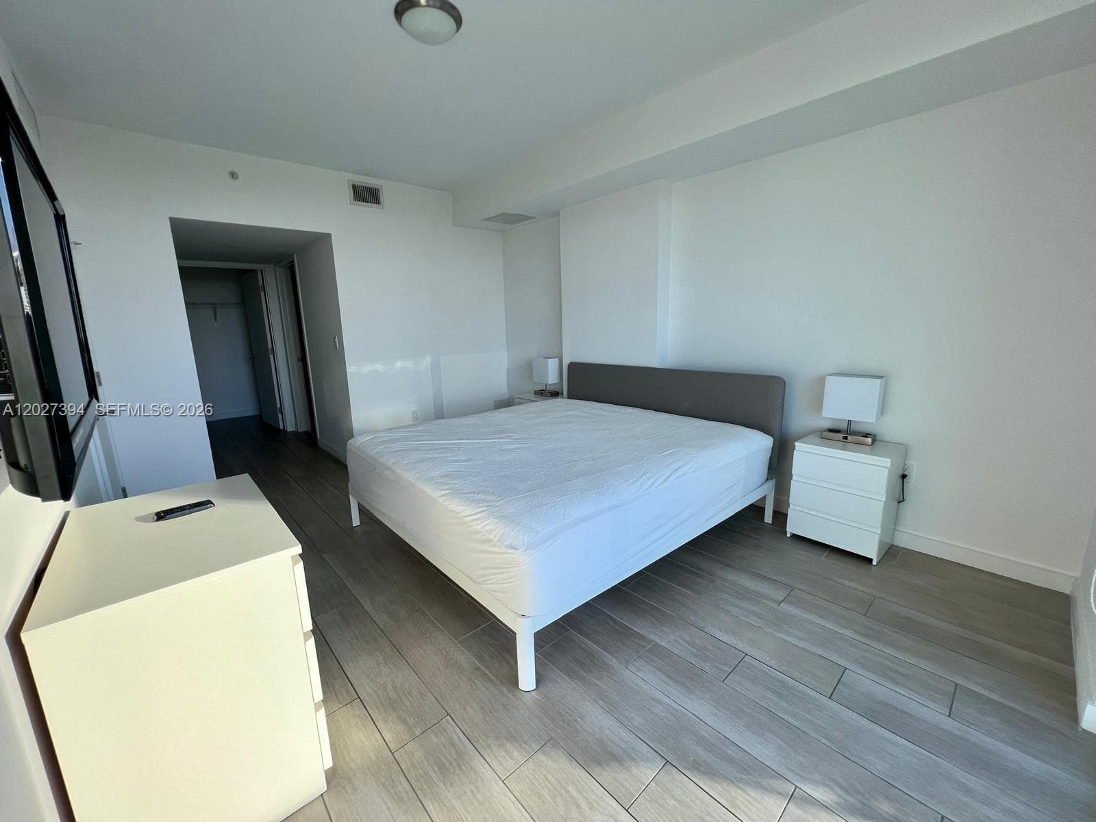 1600 SW 1 Ave # 705, Miami FL 33129 — 24