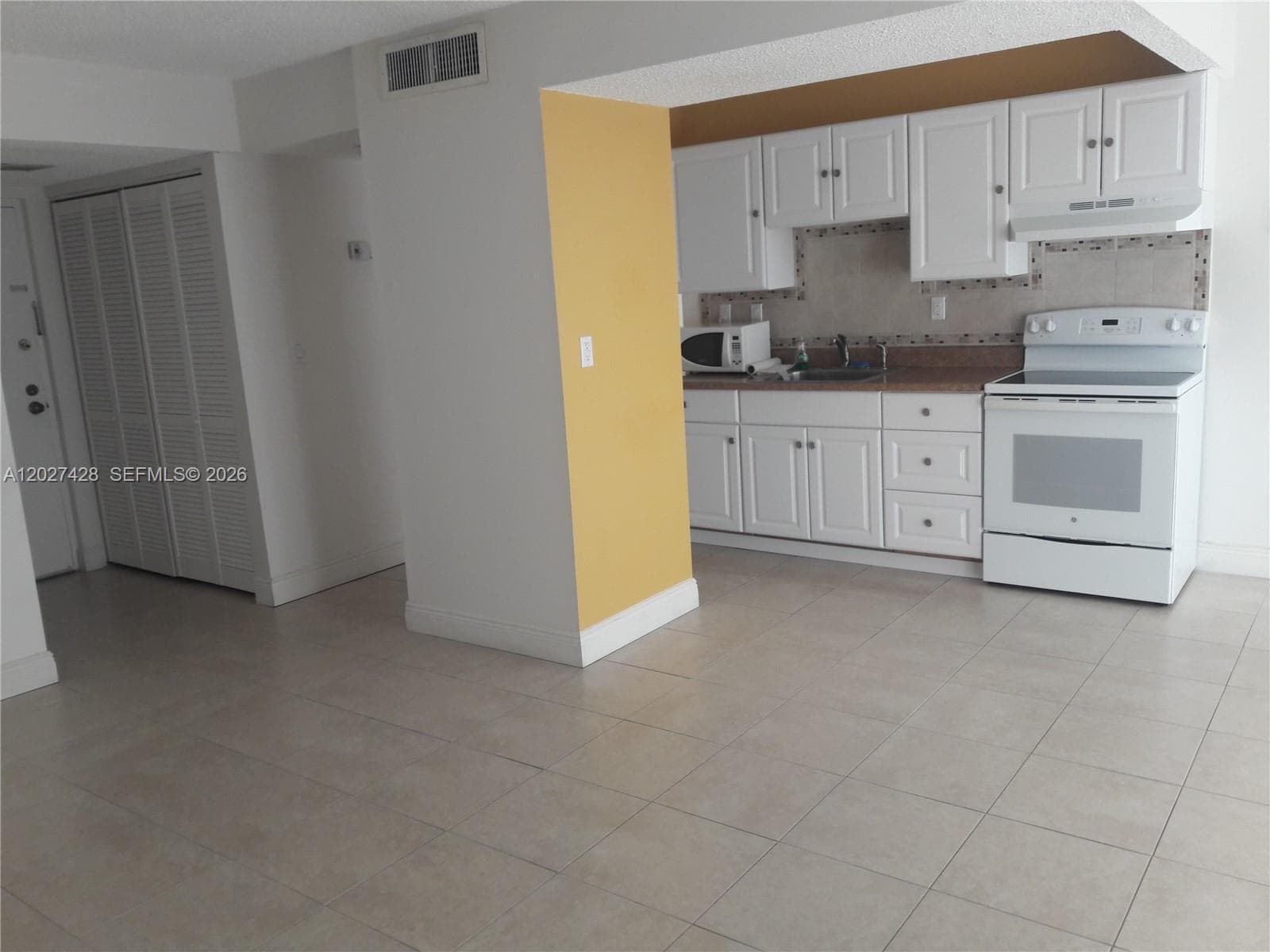 9311 SW 4th St # 121A, Miami FL 33174 — 3