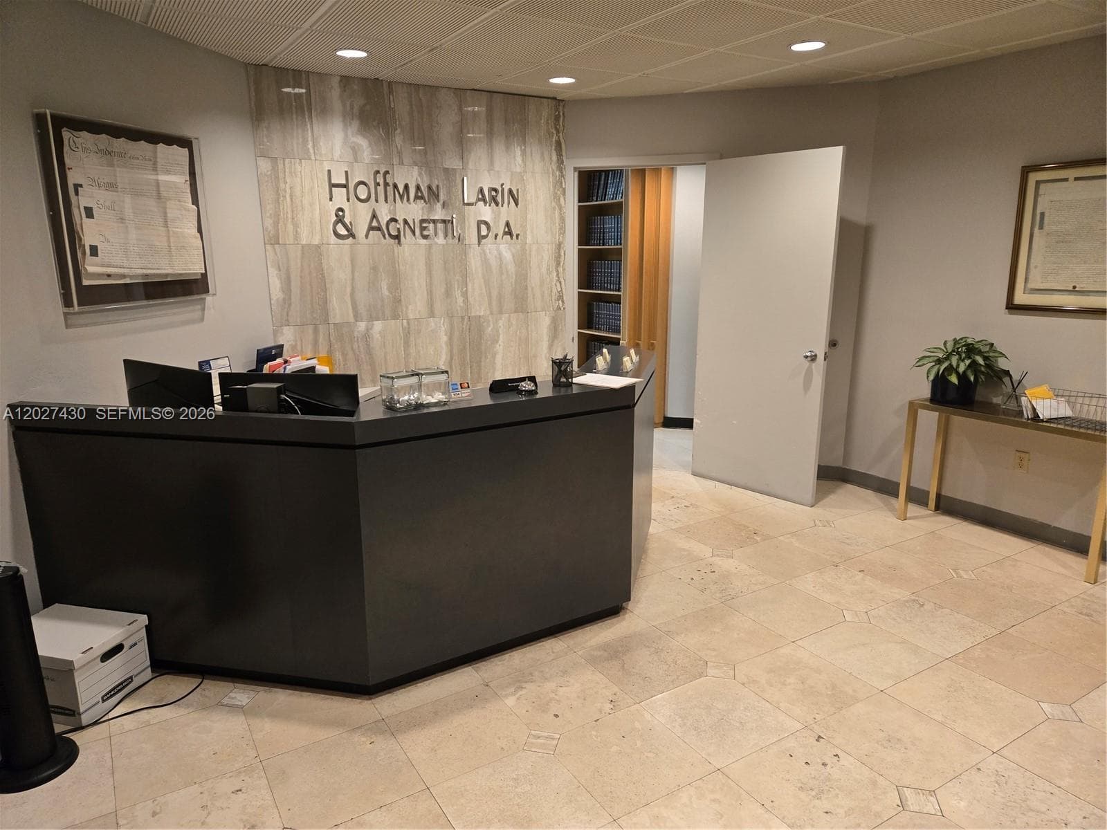 909 N Miami Beach Blvd # 201, North Miami Beach FL 33162 — 2