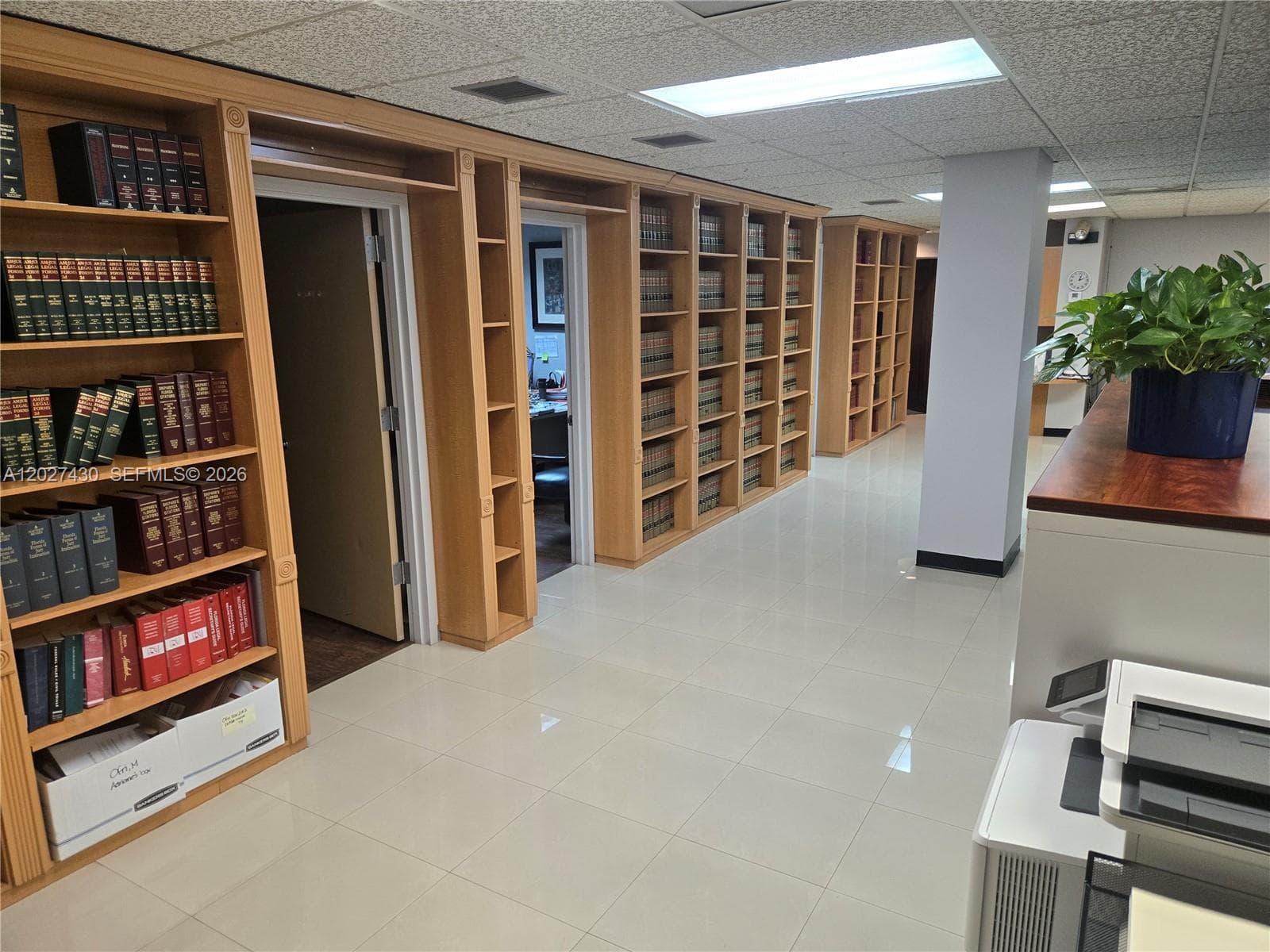 909 N Miami Beach Blvd # 201, North Miami Beach FL 33162 — 6