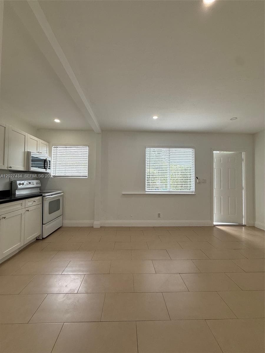 6723 NE Miami Pl # 4, Miami FL 33138 — 14