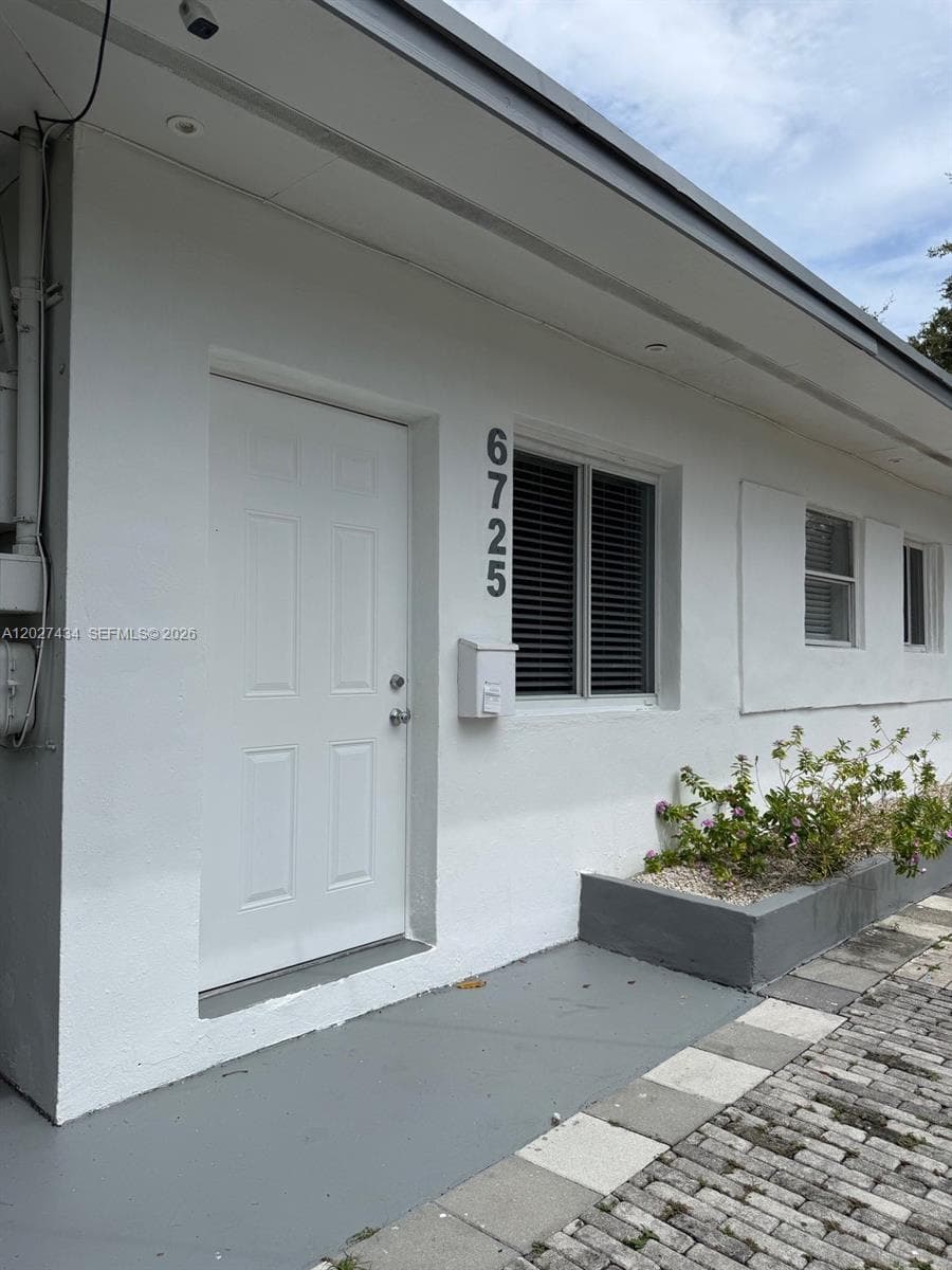 6723 NE Miami Pl # 4, Miami FL 33138 — 8