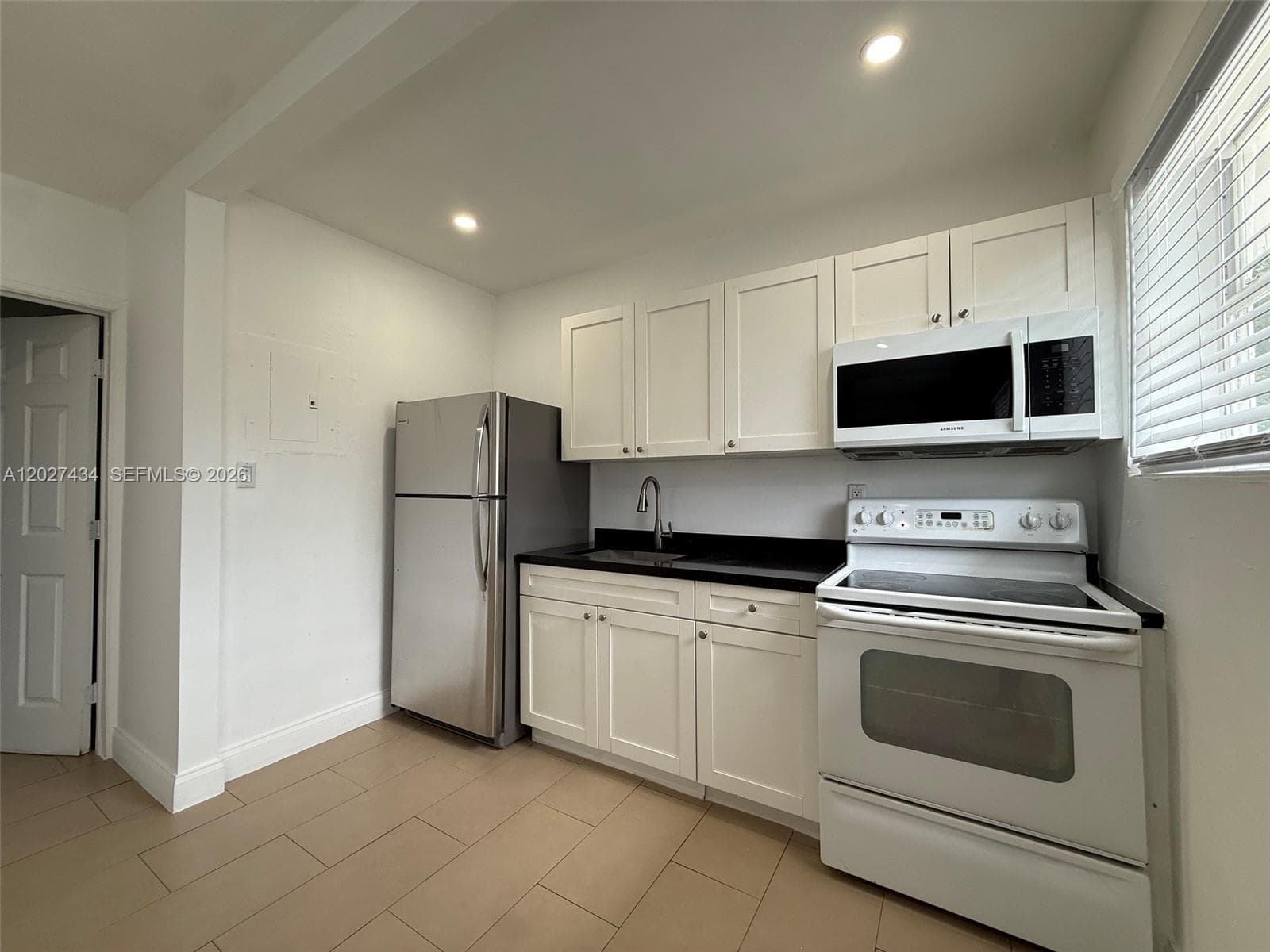 6723 NE Miami Pl # 4, Miami FL 33138 — 21