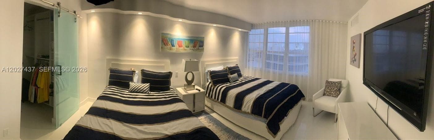 100 Lincoln Rd # 1535, Miami Beach FL 33139 — 2
