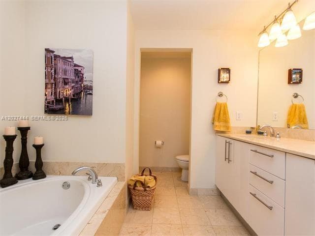 3330 NE 190th St # 2411, Aventura FL 33180 — 17