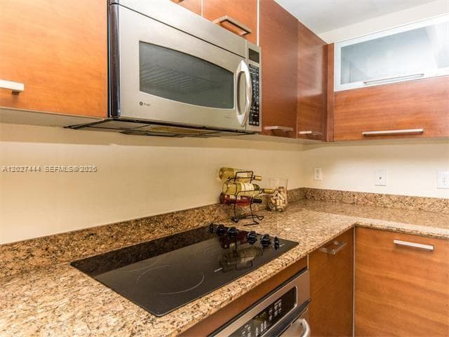 3330 NE 190th St # 2411, Aventura FL 33180 — 15