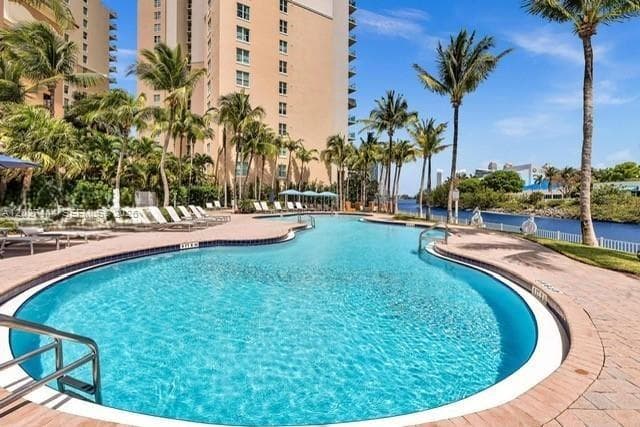 3330 NE 190th St # 2411, Aventura FL 33180 — 31
