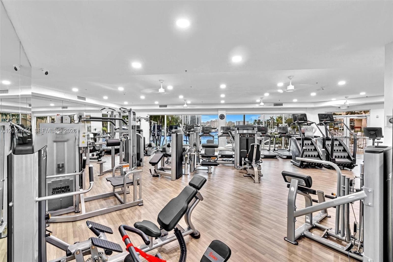 3330 NE 190th St # 2411, Aventura FL 33180 — 29