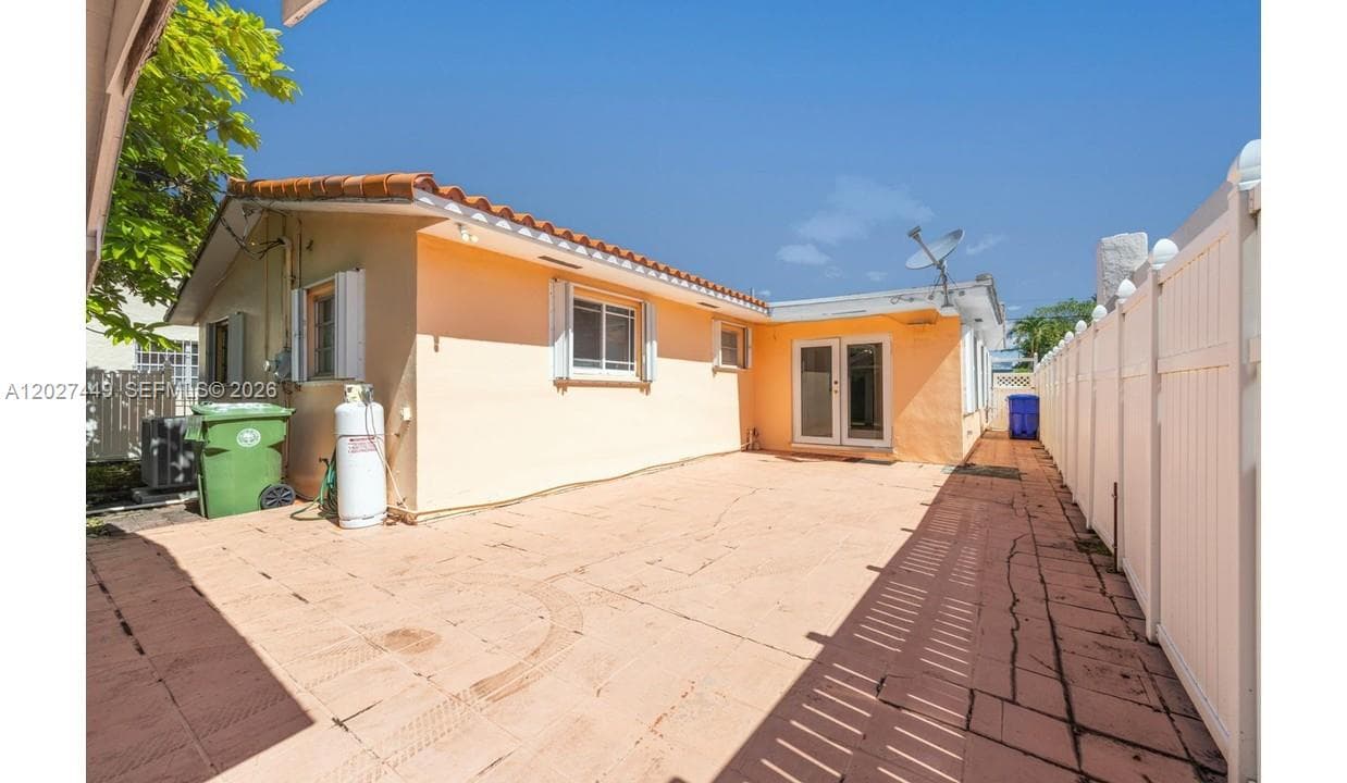 3062 SW 14th St, Miami FL 33145 — 24
