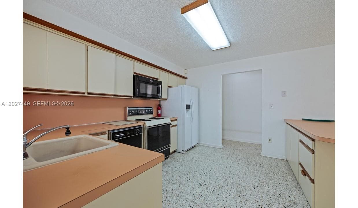 3062 SW 14th St, Miami FL 33145 — 8