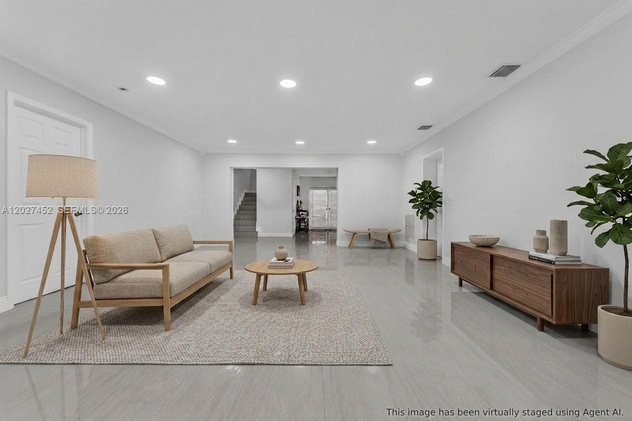 6284 SW 26th St, Miami FL 33155 — 7