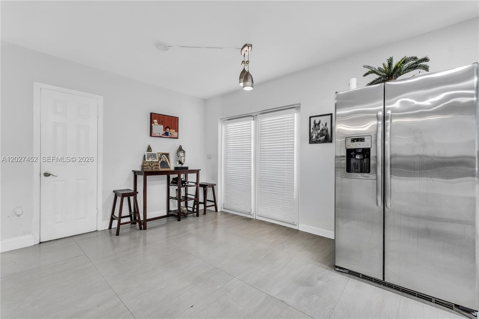 6284 SW 26th St, Miami FL 33155 — 33