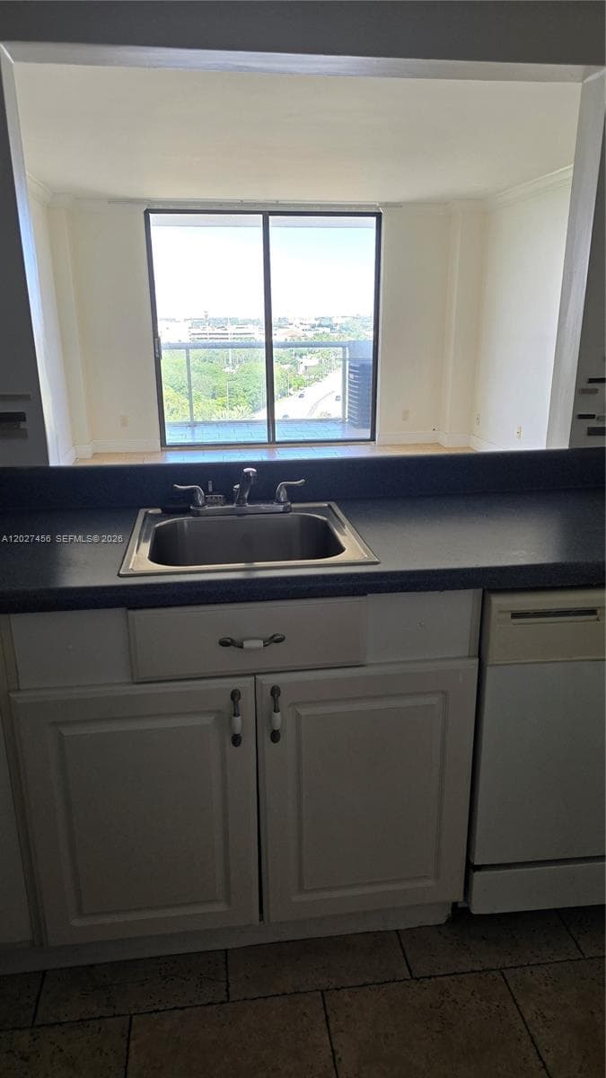 13499 Biscayne Blvd # 1103, North Miami FL 33181 — 4
