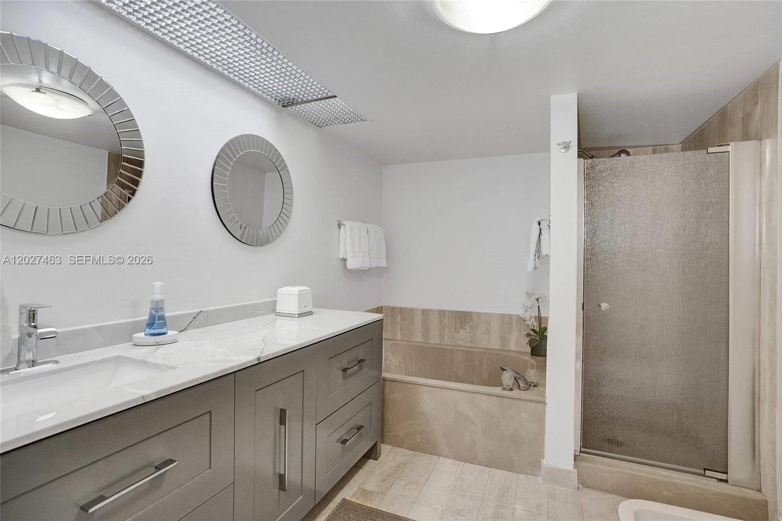 1717 N Bayshore Dr # 2440, Miami FL 33132 — 12