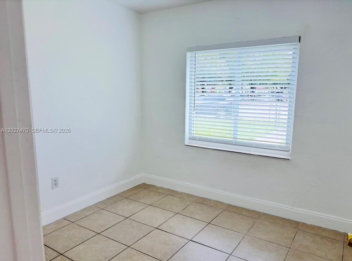 14400 Polk St, Miami FL 33176 — 7