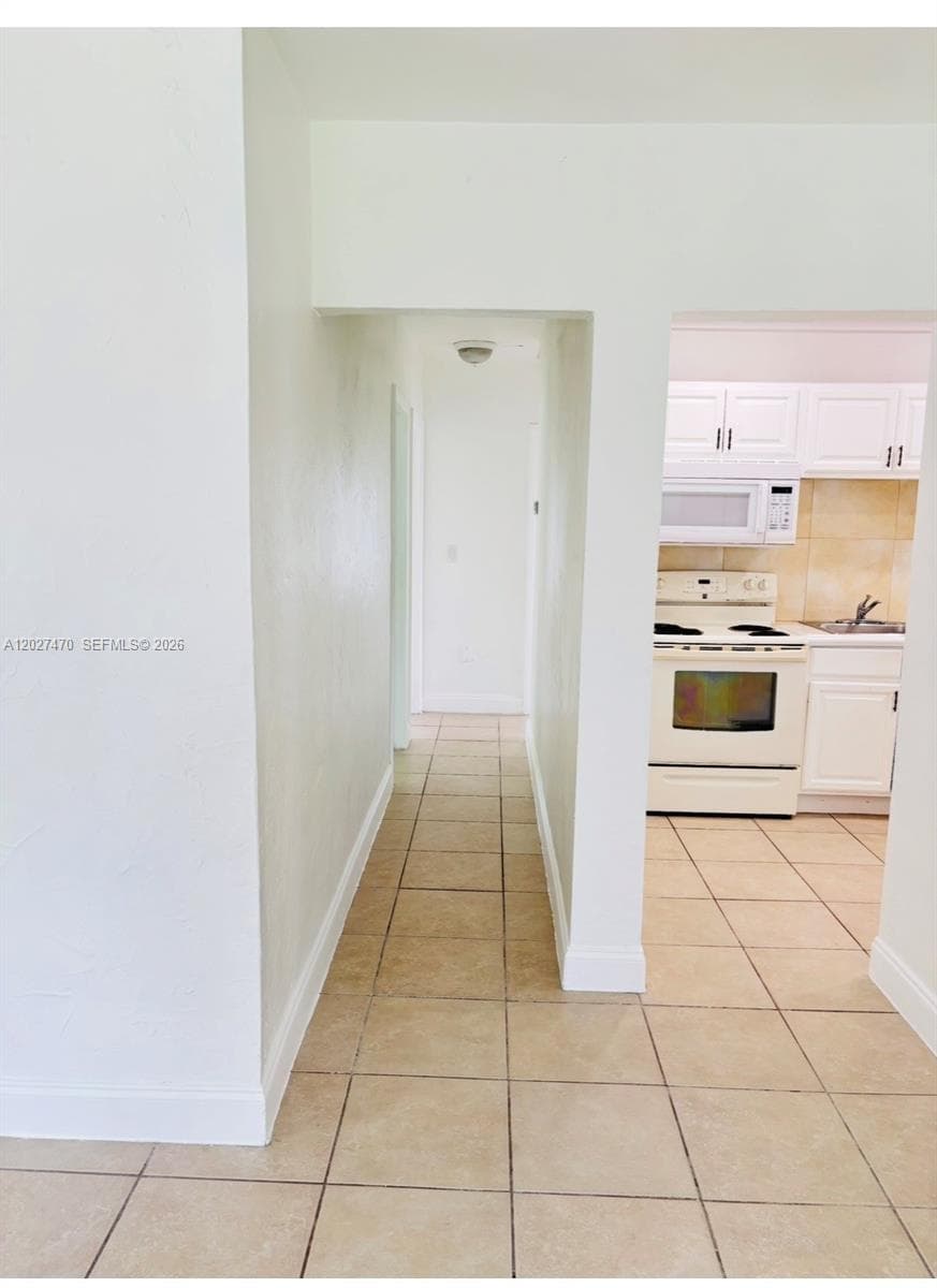 14400 Polk St, Miami FL 33176 — 5