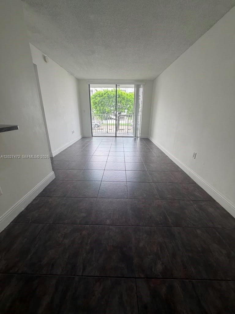 8185 NW 7th St # 218, Miami FL 33126 — 2