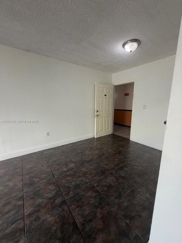 8185 NW 7th St # 218, Miami FL 33126 — 7