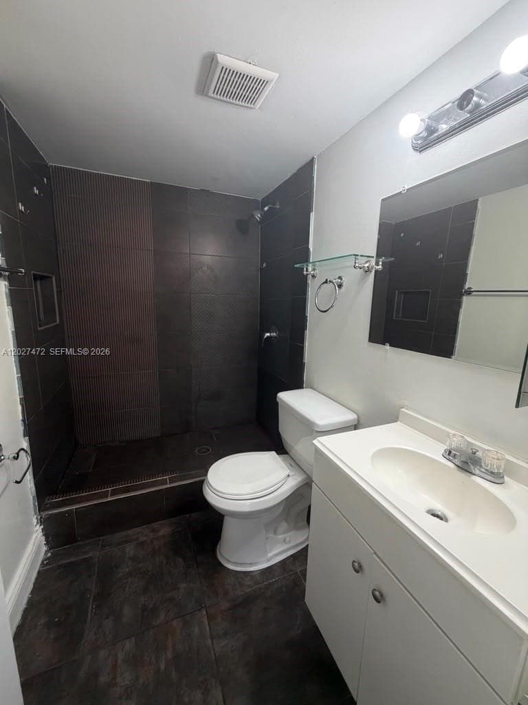 8185 NW 7th St # 218, Miami FL 33126 — 14