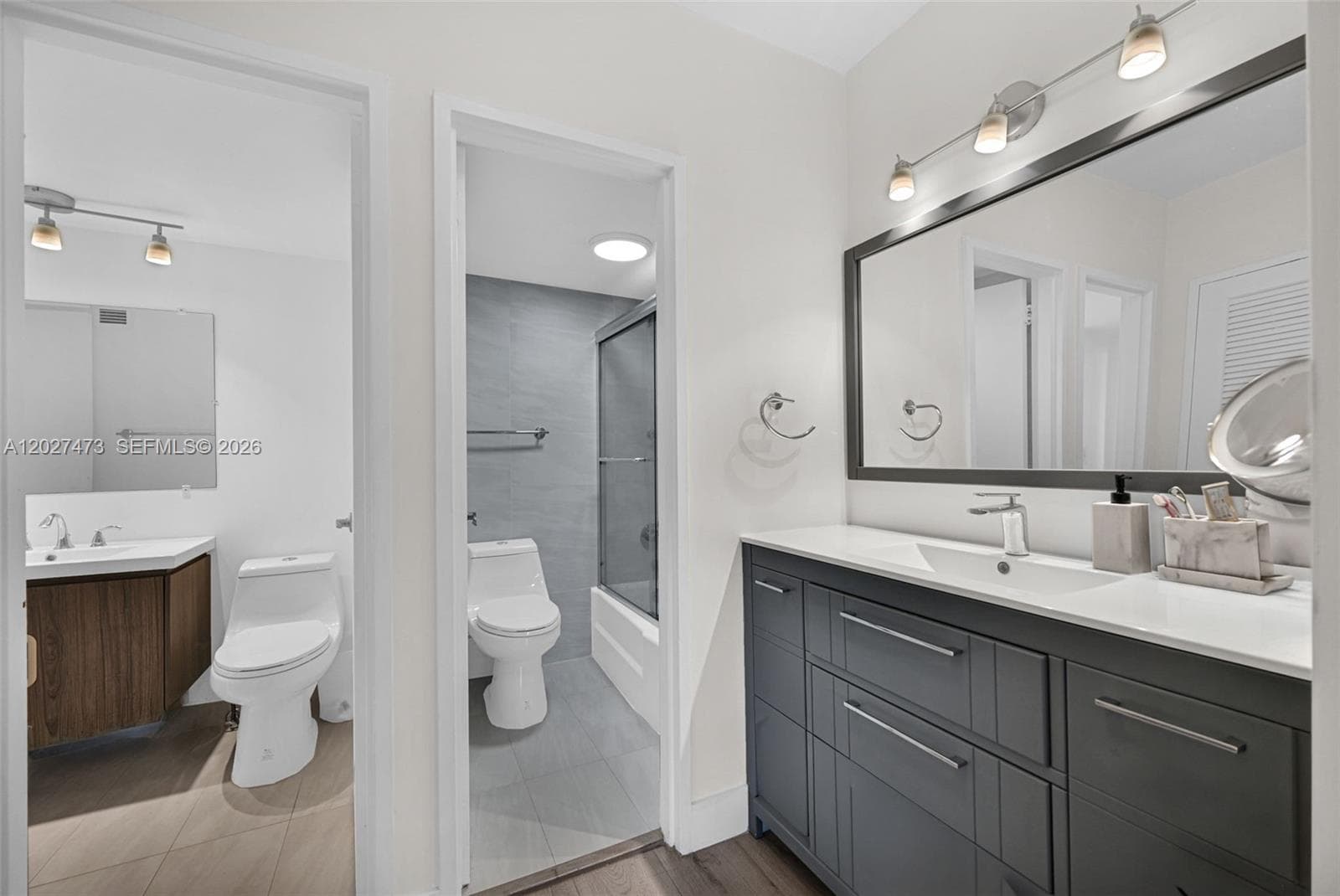 5700 Collins Ave # 5J, Miami Beach FL 33140 — 24