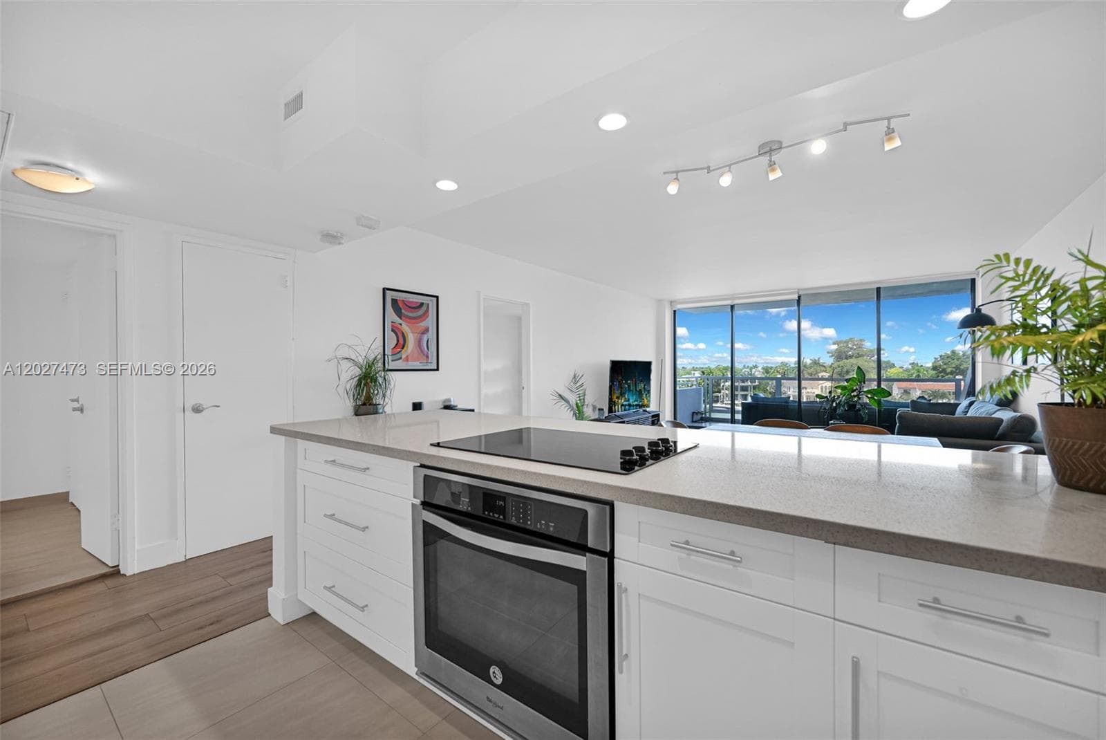 5700 Collins Ave # 5J, Miami Beach FL 33140 — 14
