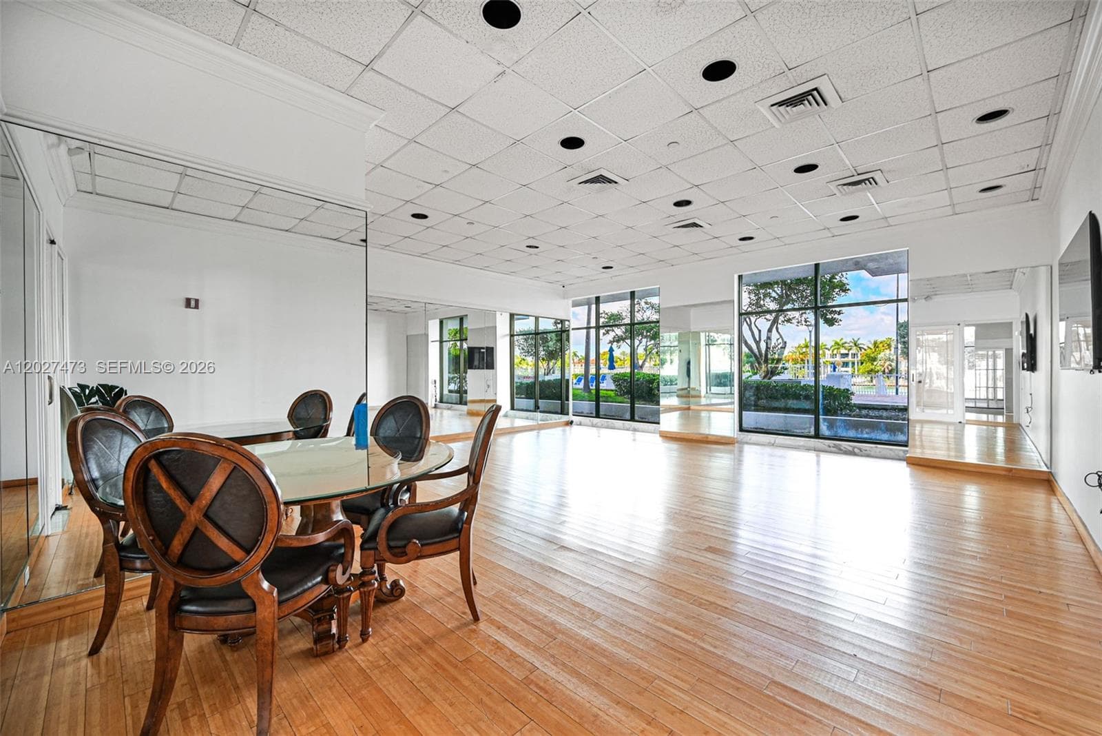 5700 Collins Ave # 5J, Miami Beach FL 33140 — 41