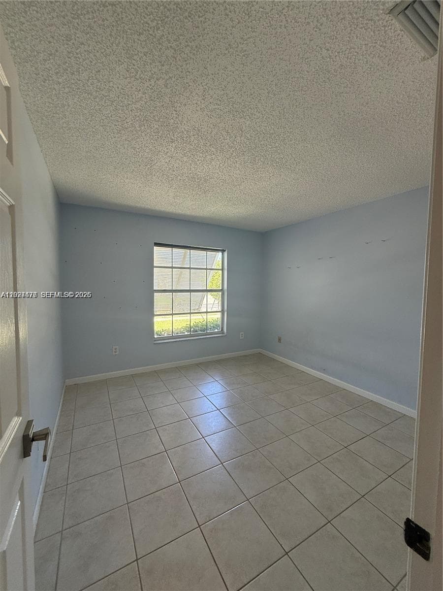 665 SE 25th Ln # 665, Homestead FL 33033 — 8