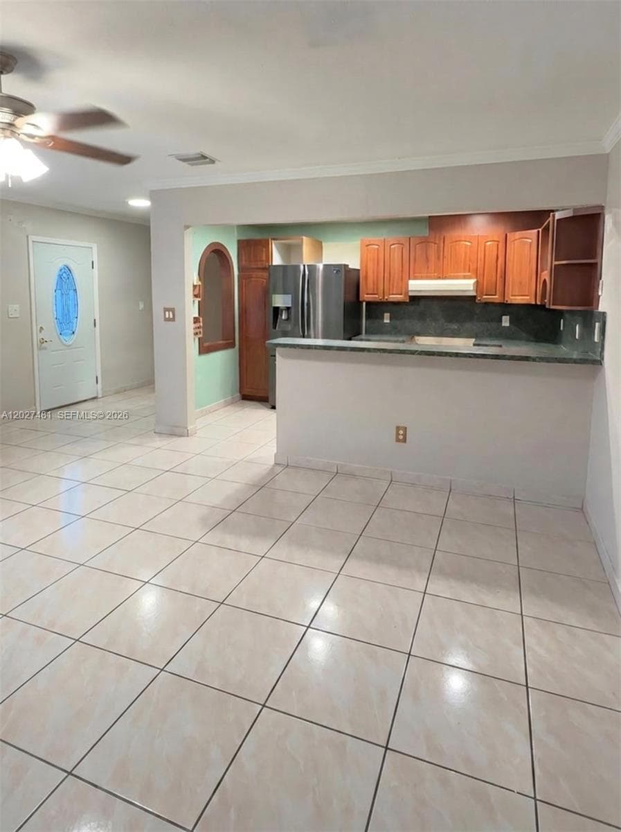 1300 NE 203rd St, Miami FL 33179 — 7