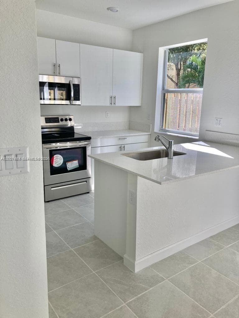 1070 SE 26th Ter, Homestead FL 33035 — 8