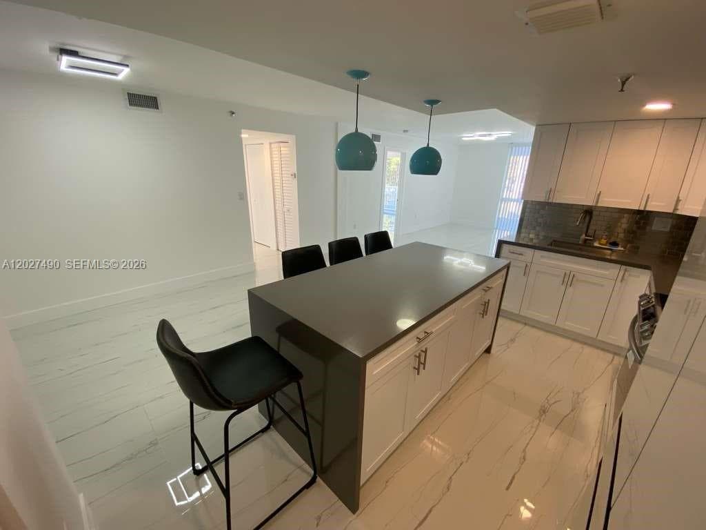 7832 Collins Ave # 201, Miami Beach FL 33141 — 7