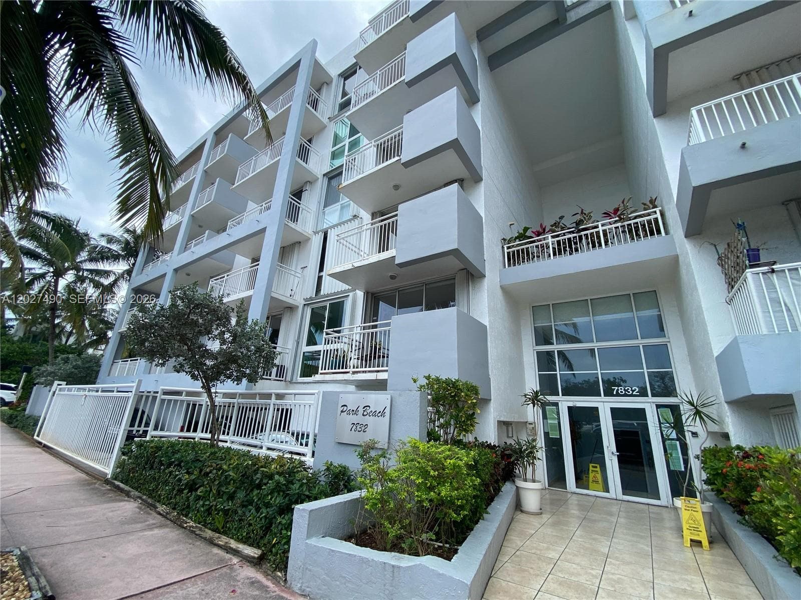 7832 Collins Ave # 201, Miami Beach FL 33141 — 3
