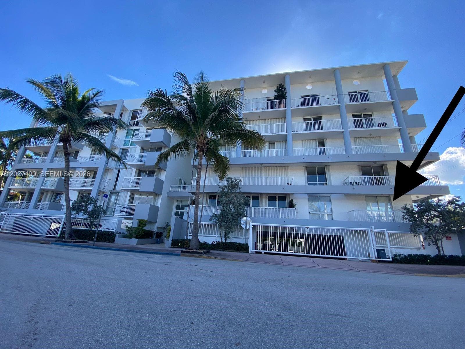 7832 Collins Ave # 201, Miami Beach FL 33141 — 1