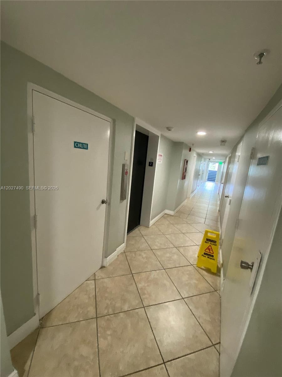 7832 Collins Ave # 201, Miami Beach FL 33141 — 28