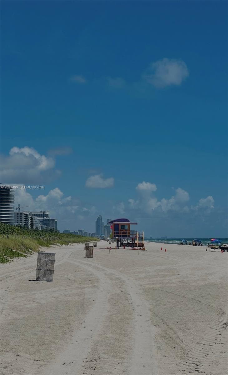 7832 Collins Ave # 201, Miami Beach FL 33141 — 33
